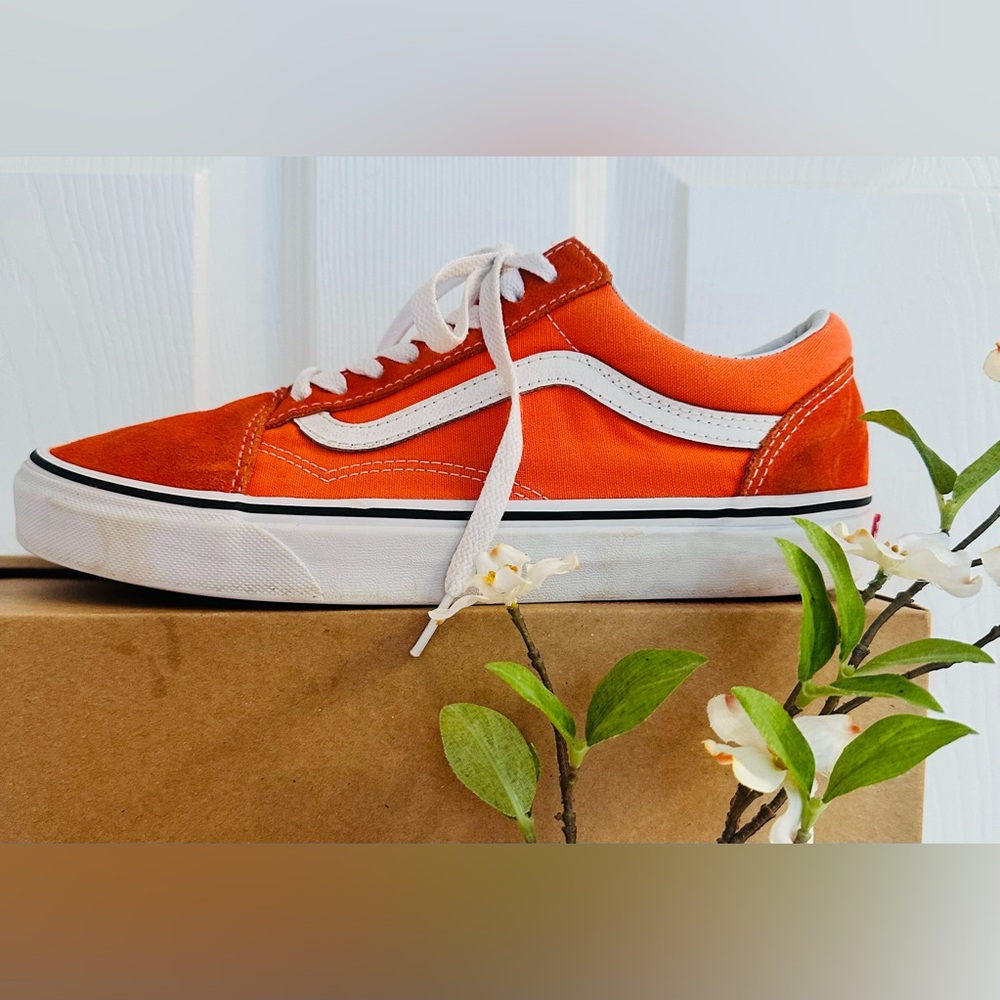 VANS ~ Unisex Bold Orange and White Sneakers Men’s US 8 ~ Women’s US 9.5 - Picture 4 of 7